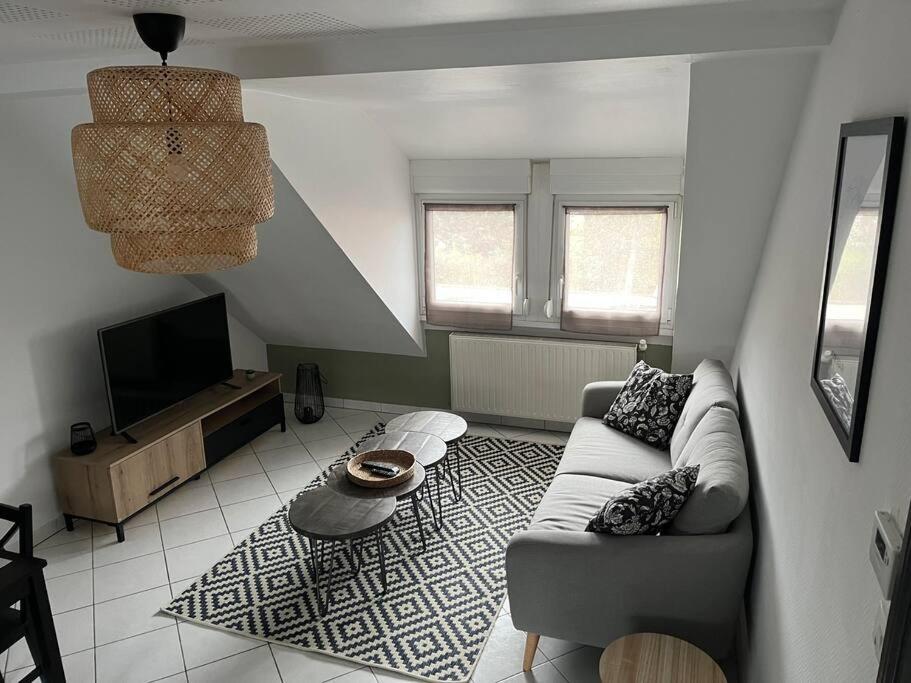 T3 Renove 60m2 Proche Centre Apartment *